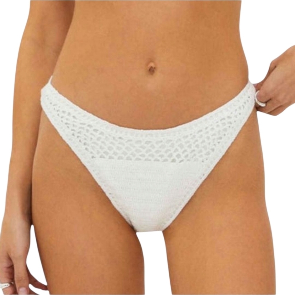 Beach Riot Woman's Swimsuit White Crochet Top And Bottom Bikini Set•NWT•Medium - Picture 4 of 12